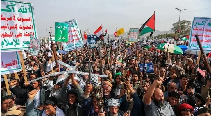 تسلط حوثی‌ها بر بندر استراتژیک المخا و پیشروی به سمت باب‌المندب