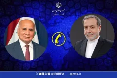 عراقچی در تماس با وزرای خارجه عراق و ترکیه: ضرورت جلوگیری از گسترش بحران منطقه