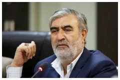 عزیزی: مذاکره با آمریکا تا پذیرش کامل شروط ایران بی‌فایده است
