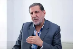 کوثری: آمریکایی‌ها در باتلاق گرفتار شده‌اند/ مردم هر شب شاداب‌تر به میدان می‌آیند