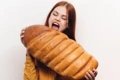 نشانه‌های گرسنگی واقعی و کاذب؛ چگونه تشخیص دهیم؟