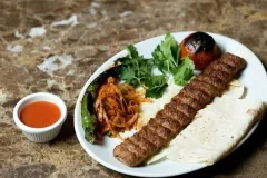 کباب کوبیده با دل مرغ؛ سه دستور خوشمزه و اقتصادی برای دورهمی